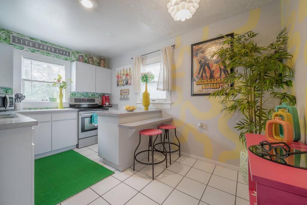 Vibing In The Heights/Breweries/Food/Petfriendly Villa Tampa Exterior photo